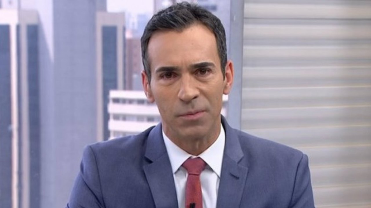 César Tralli presta homenagem à mãe, Edna Tralli, que morreu em acidente aéreo