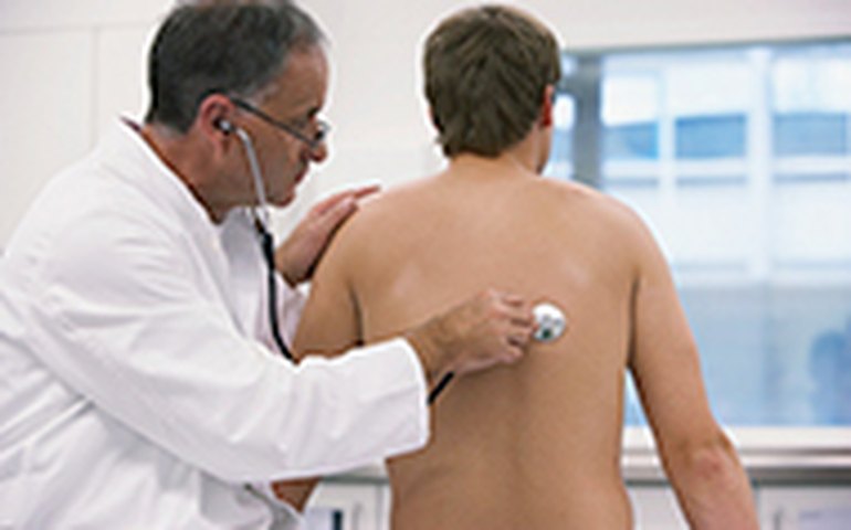 Alagoas preenche 86% das vagas com profissionais brasileiros