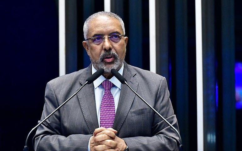 Paim diz que reforma trabalhista foi um retrocesso