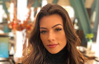 Wendy Tavares revela que só corta o cabelo na lua crescente desde os 14 anos