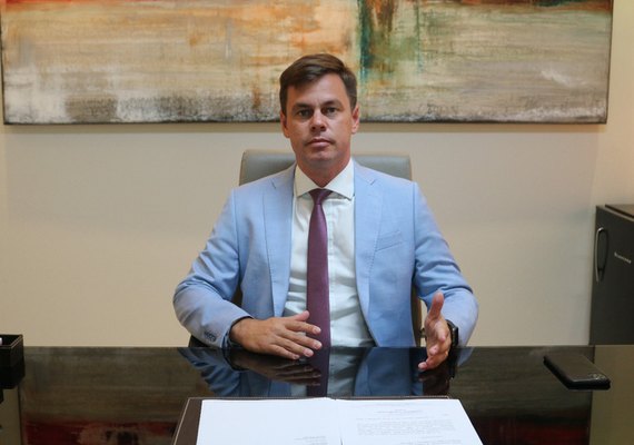 Programa Pontapé oferta 240 vagas de estágio para estudantes de Direito