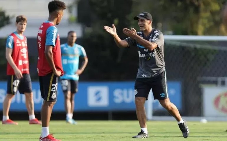 Sem desfalques, Santos pode ter força máxima contra o América-MG