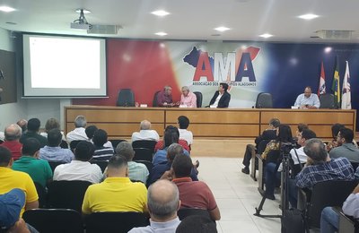 Órgãos ligados a agricultura orientam prefeitos na AMA