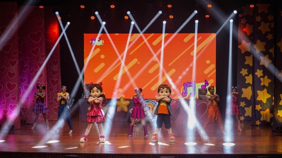Show de bonecos dos irmãos Maria Clara e JP chega à Maceió