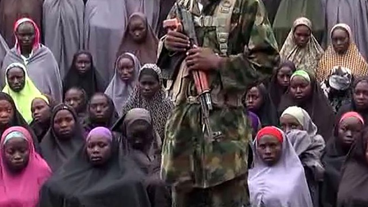 Boko Haram liberta 21 garotas que foram sequestradas em 2014
