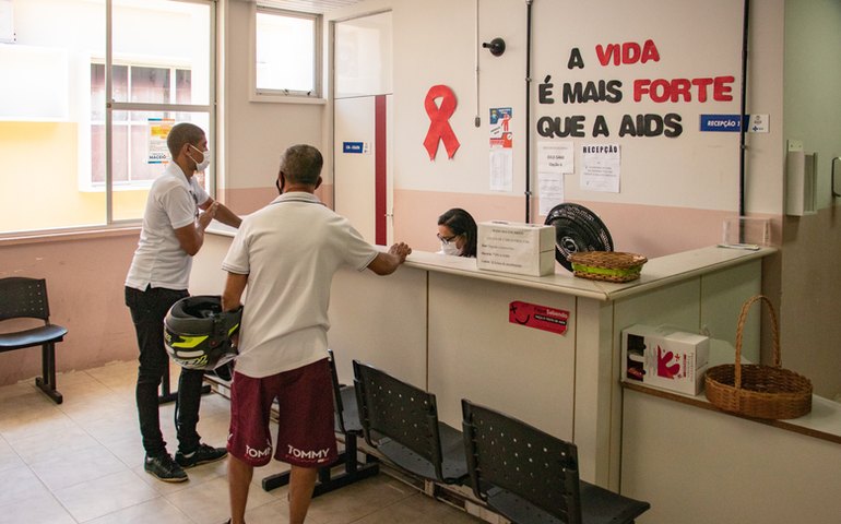 PAM Salgadinho oferta tratamento para infecções sexualmente transmissíveis