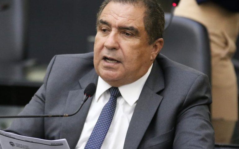 Aprovado em 1º turno projeto que dispõe sobre pagamento de fiança via Pix