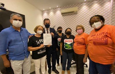 Com voto favorável de Ronaldo Medeiros, PCCS da educação é aprovado na ALE