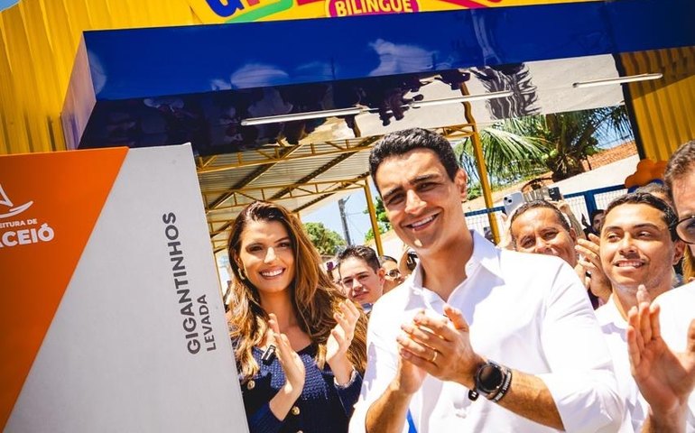 JHC entrega Gigantinhos da Levada e reforça legado para a educação de Maceió