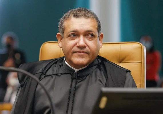 Filho de ministro do STF assume defesa de refinaria no tribunal onde o pai atuou