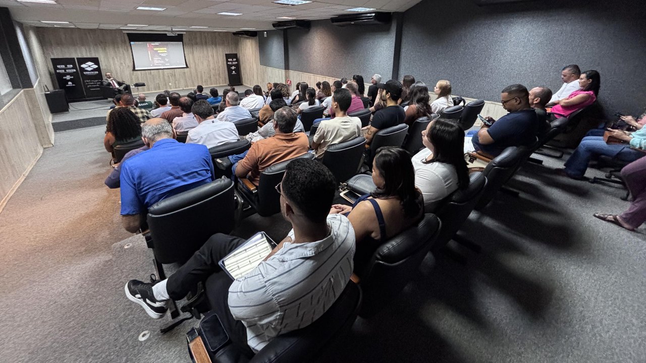 Licenciamento ambiental e preservação da restinga pautam encontro técnico em Alagoas