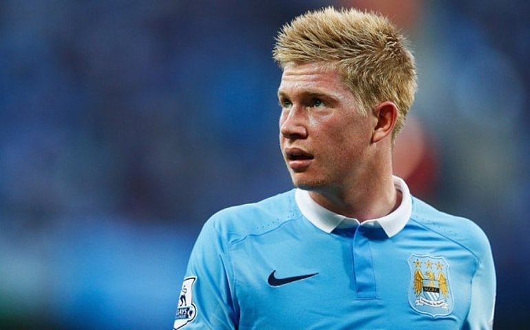 Kevin de Bruyne marca de falta e Manchester City dorme na liderança do Inglês