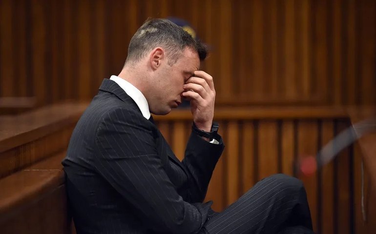 Desempregado, voluntário em igreja e morando com o tio: a vida de Oscar Pistorius após deixar prisão