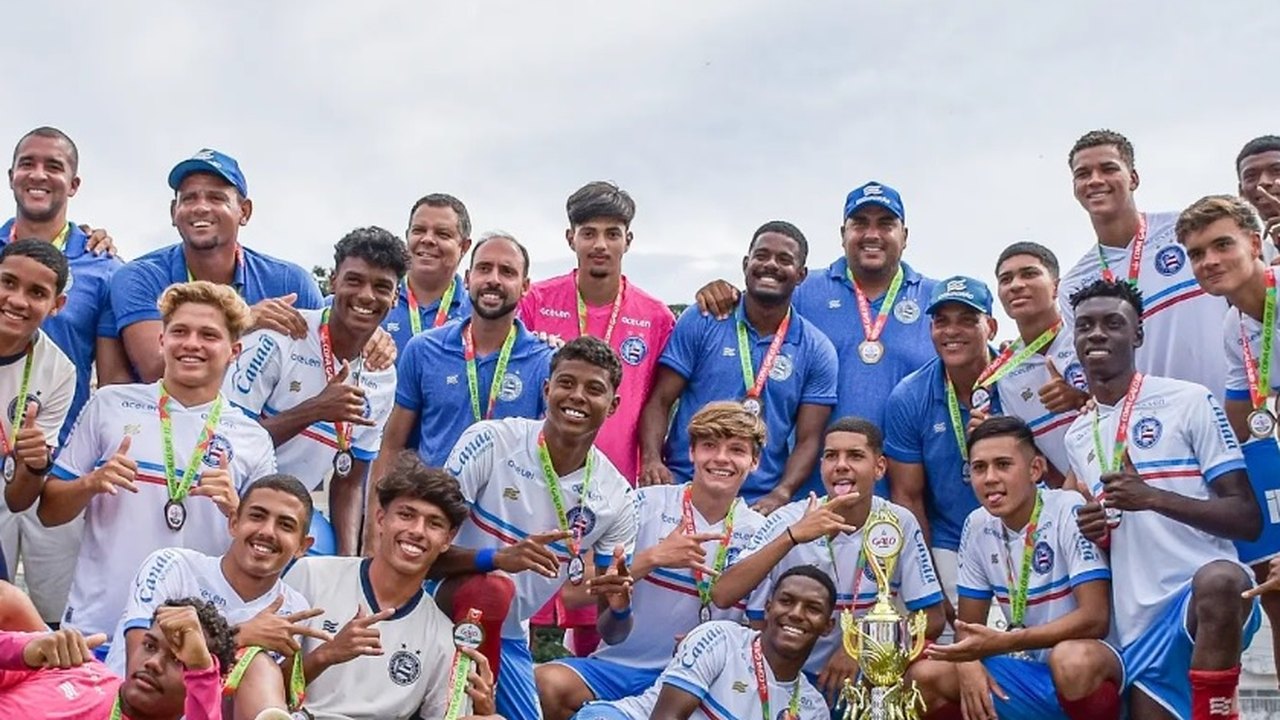 Bahia tem 68,9% chances de cair após derrota para o América-MG; veja chances de Vasco e Santos
