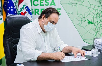 Prefeitura Luciano Barbosa libera pagamento imediato do rateio para profissionais da Educação