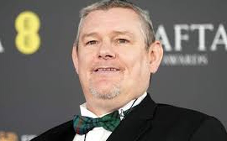 John Davidson comenta comportamento no Bafta e lamenta mal-entendidos