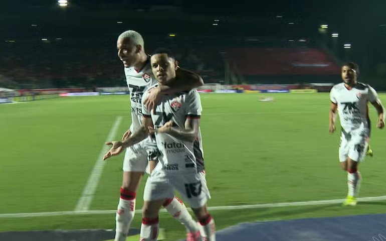 Ferroviária bate o Atlético-GO fora de casa e embala na Série B do Brasileiro