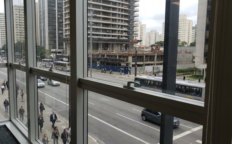 Copom aponta primeiros sinais de moderação no mercado de trabalho brasileiro