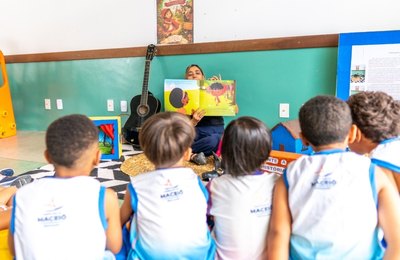 Dia da Educação Infantil é comemorado com atividades no CMEI José Orlando Cajé