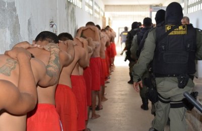 Ressocialização transfere 150 reeducandos para o Presídio do Agreste