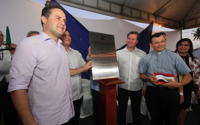 Renan Filho anuncia restauração do acesso ao povoado Massapê em Feira Grande