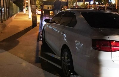 Operação Bares flagra veículos estacionados irregularmente