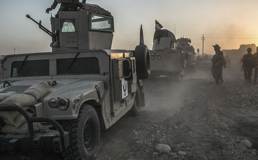 Forças iraquianas abrem nova frente de batalha em Mossul