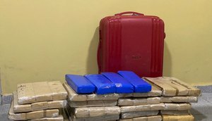 Homem e duas mulheres são presos transportando 65kg de maconha em Sergipe / Foto: Foto: Polícia Civil/SE