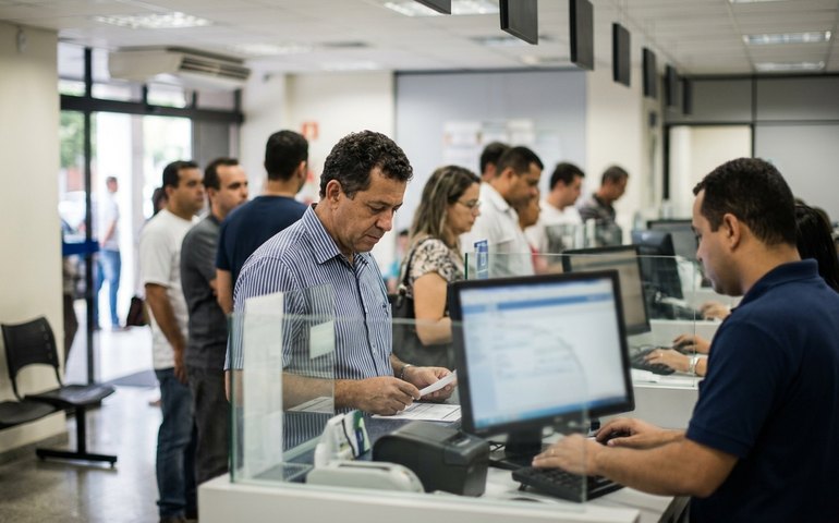 Quinto dia útil de abril de 2026: confira a data limite para pagamento dos salários