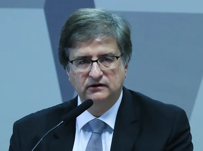 PGR é a favor de prisão domiciliar para ex-presidente Fernando Collor