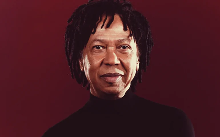 Djavan: como comprar ingressos para a turnê de 50 anos de carreira do cantor?