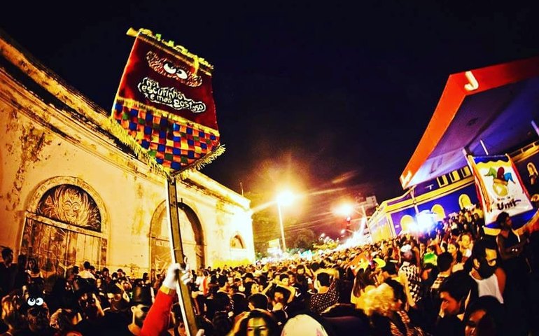 Bloco ‘No Escurinho É Mais Gostoso’ cancela desfile de Carnaval e culpa o prefeito JHC