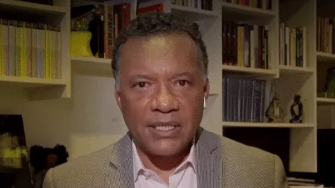Heraldo Pereira se emociona em homenagem a Milton Gonçalves no ‘JN’
