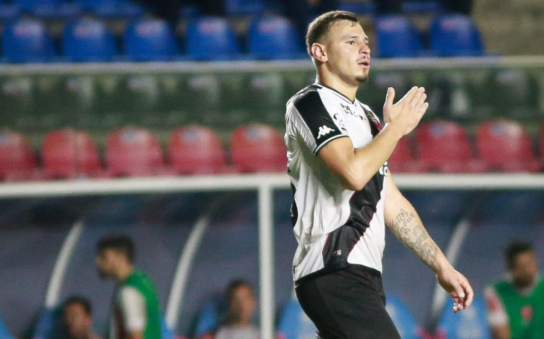 Vasco sofre, mas bate União Rondonópolis na Copa do Brasil; Rony faz em triunfo do Atlético-MG