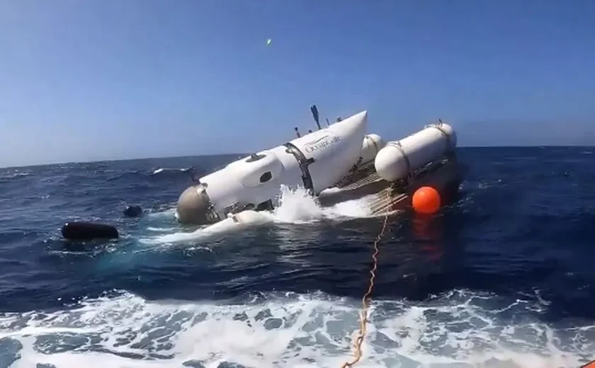 Guarda Costeira dos EUA encontra destroços na área de buscas por submarino desaparecido