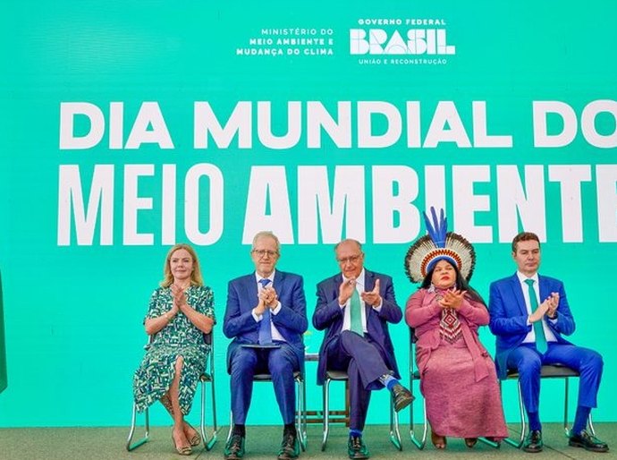 Maior unidade de conservação marinha do país, é ampliada pelo Governo Federal