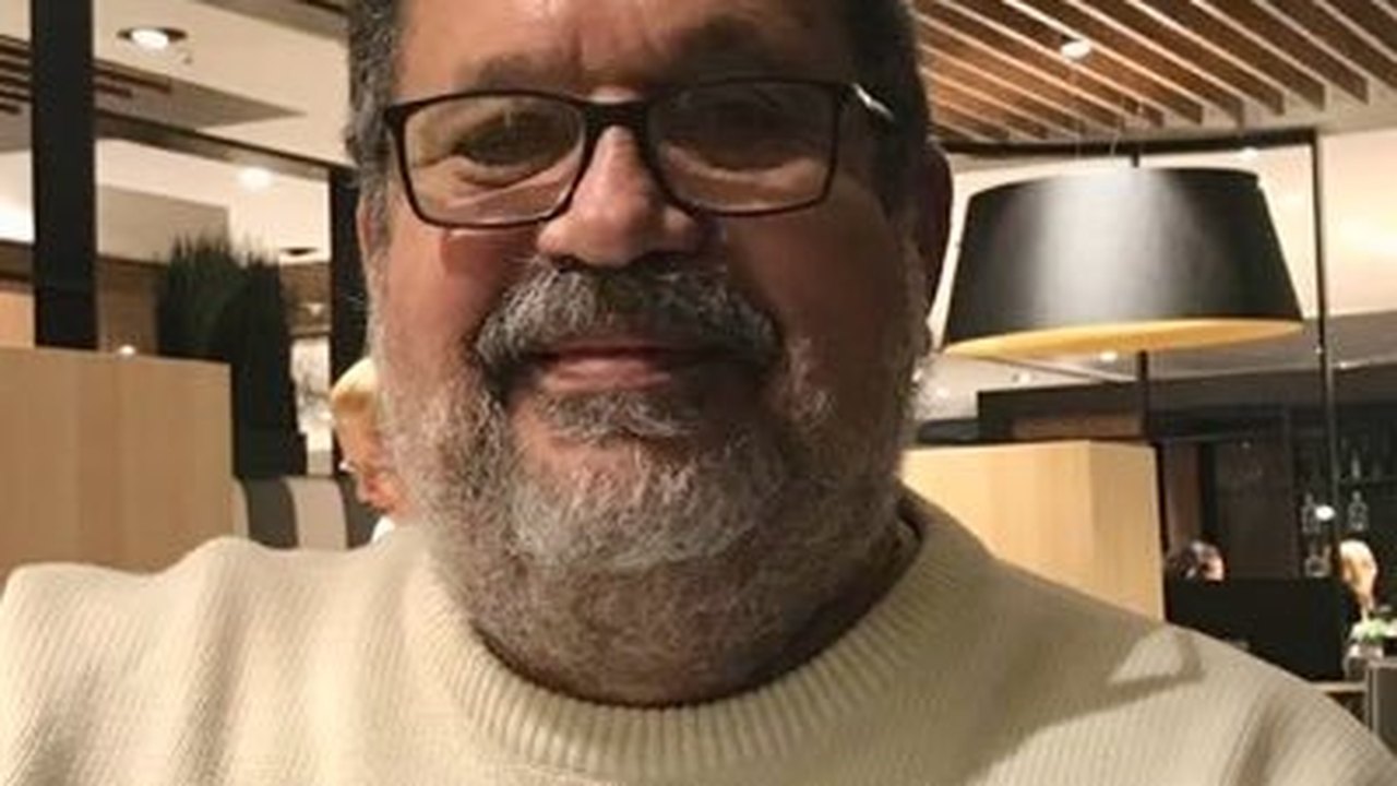 De volta, graças a Deus