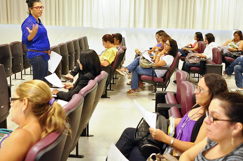Gestores escolares participam de formação continuada