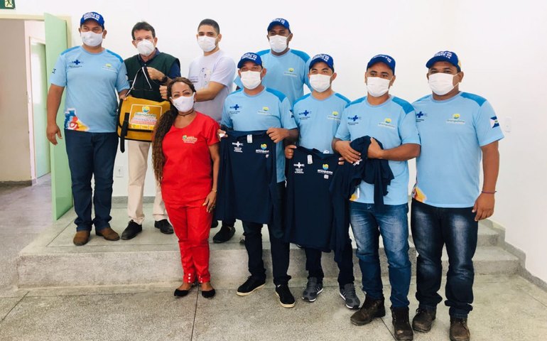 Saúde de Branquinha entrega novos fardamentos aos Agentes de combate às endemias