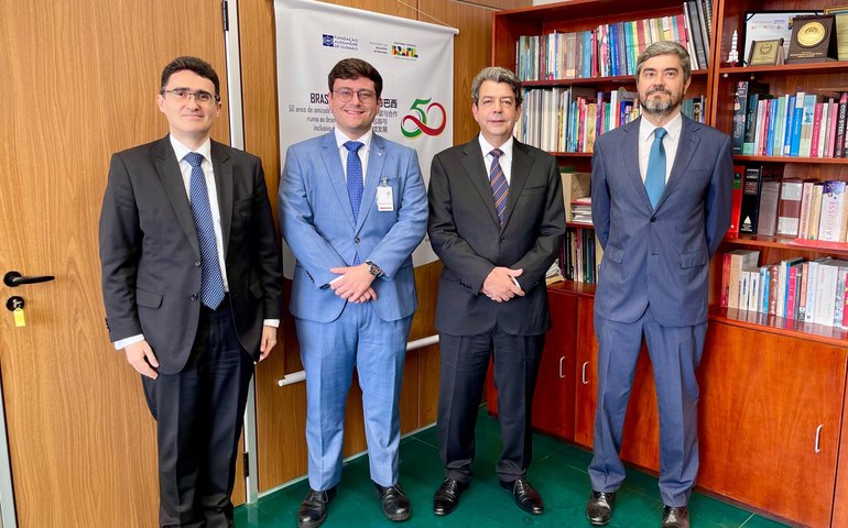 Investimentos e cooperação técnica com a China são foco de articulação de Alagoas no Itamaraty