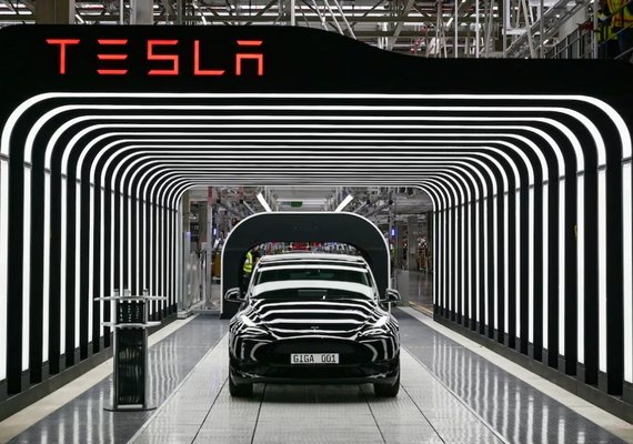 Tesla cancela plano de carro barato diante da competição chinesa de EV﻿