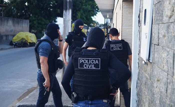 Em Alagoas, mais de 150 policiais civis de delegacias especializadas e distritais de todo o Estado estão nas ruas