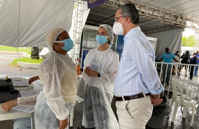 Profissionais da educação básica de Maceió começam a ser vacinados