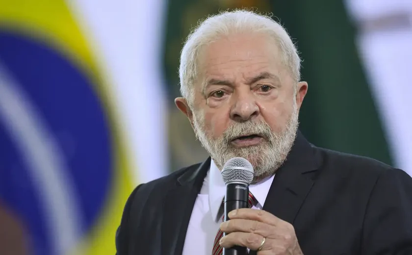 Lula sanciona leis em aceno ao eleitorado cristão