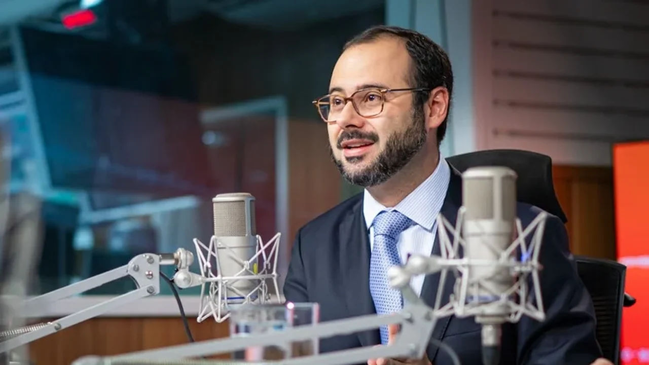 “Medida vai impactar positivamente a economia”, diz ministro Paulo Pereira sobre a redução da jornada e fim da escala 6x1
