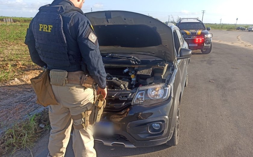 PRF recupera em Satuba/AL carro roubado em Recife no ano passado