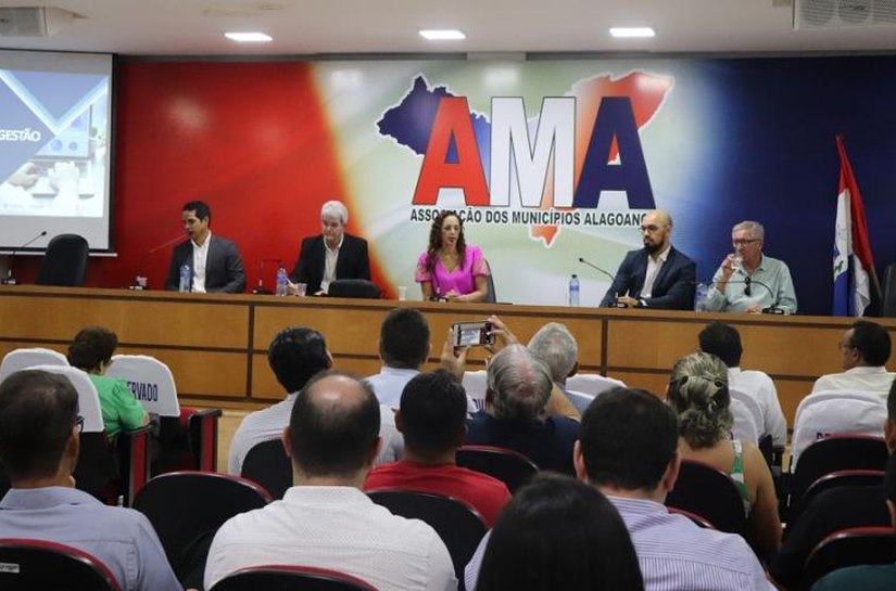 Equipe técnica da DFAFOM apresenta o IEGM de 2024 para os jurisdicionados
