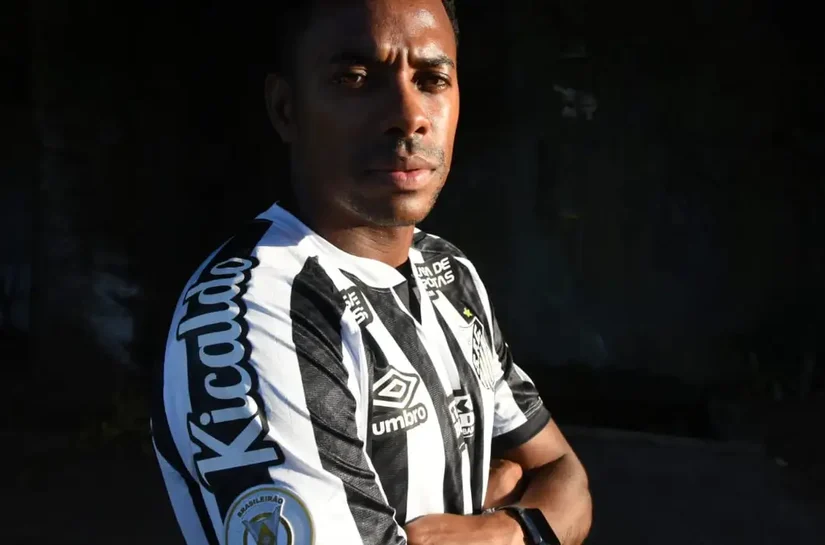 Defesa de Robinho protocola no STF novo recurso contra prisão