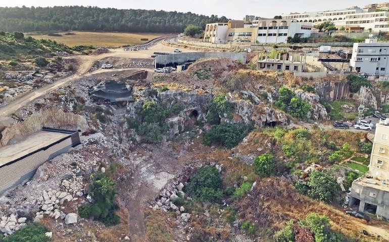 Caverna selada em Israel revela vestígios raros e amplia visão sobre a história humana
