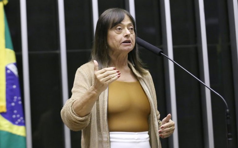 Comissão aprova incluir servidores do Ministério da Saúde na carreira de ciência e tecnologia